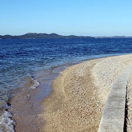 Сasa de vacaciones House With A Parking Space - 24453 Zadar